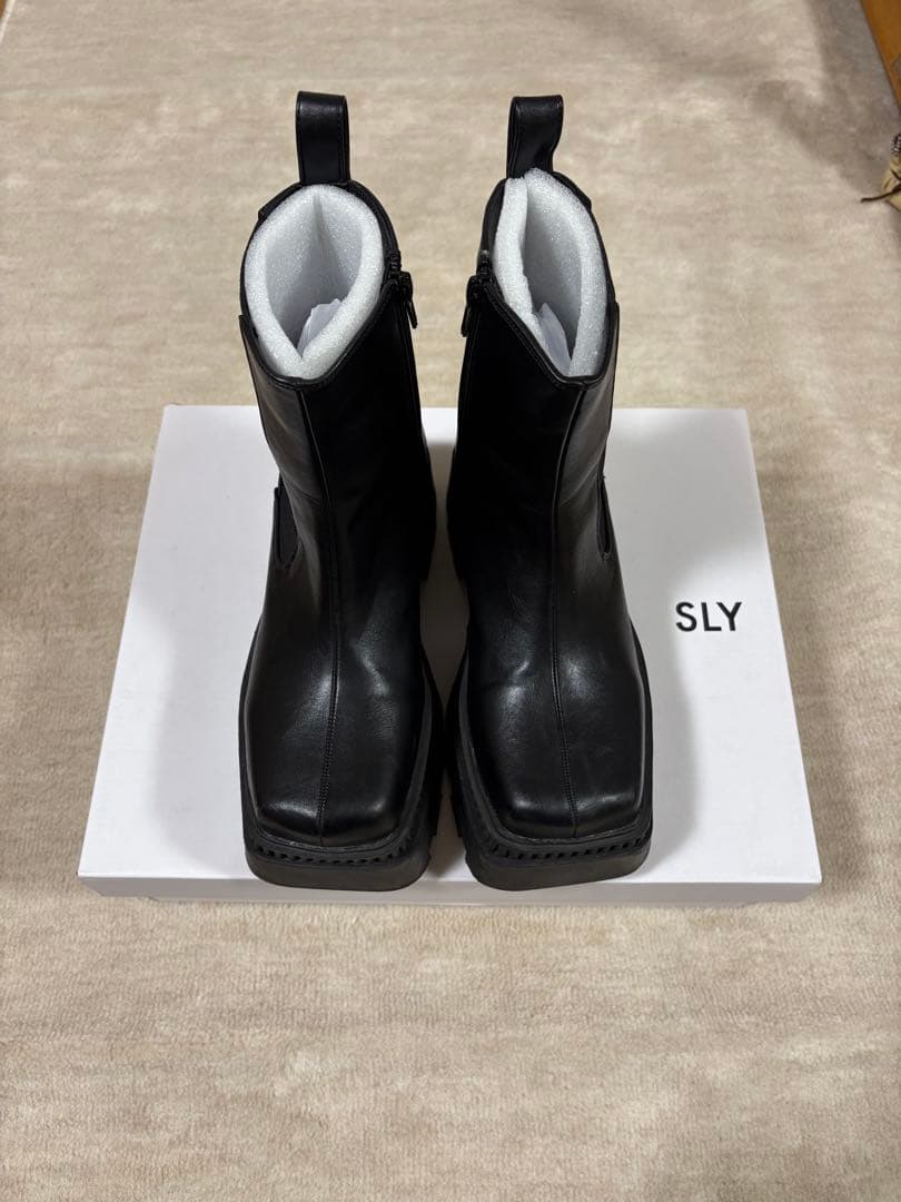 【キャンディ】SLY ブラック CHELSEA SHORT ブーツ厚底