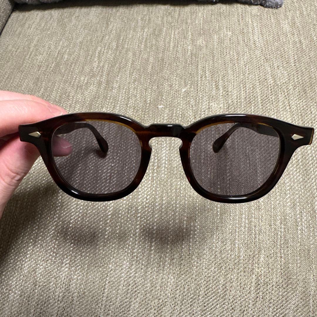 JULIUS TART OPTICAL ブサングラス