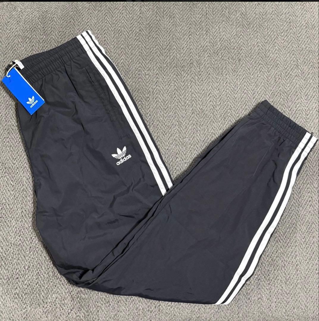 アディカラー ウーブン ファイヤーバードトラックパンツ　ブラックXL