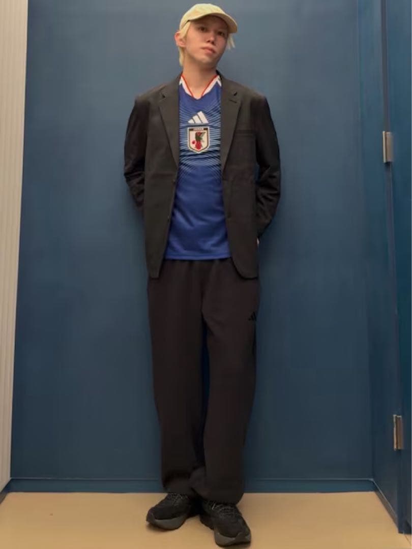 adidas テーラードジャケット パンツ スーツ 上下 セットアップ L