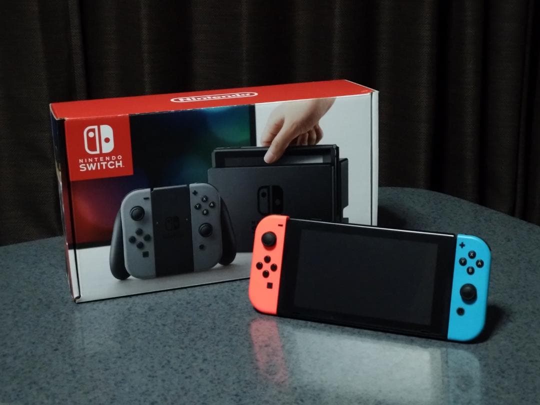 Nintendo Switch+ソフト4本+アクセサリーセット