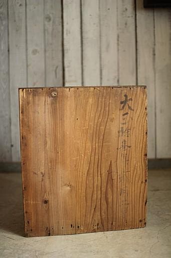 古く味のある木製の小引き出し　5杯