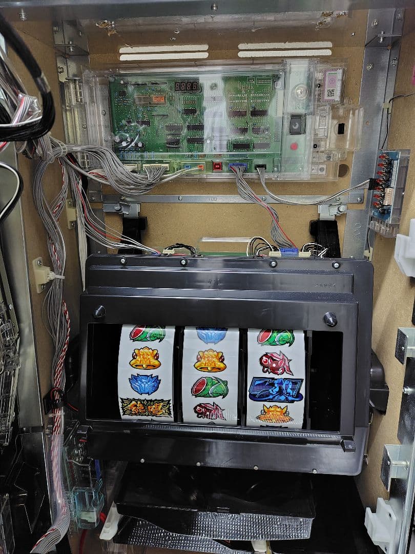 ニクパチスロ実機戦姫絶唱シンフォギア勇気の歌⚠️配送も条件が合えば可能