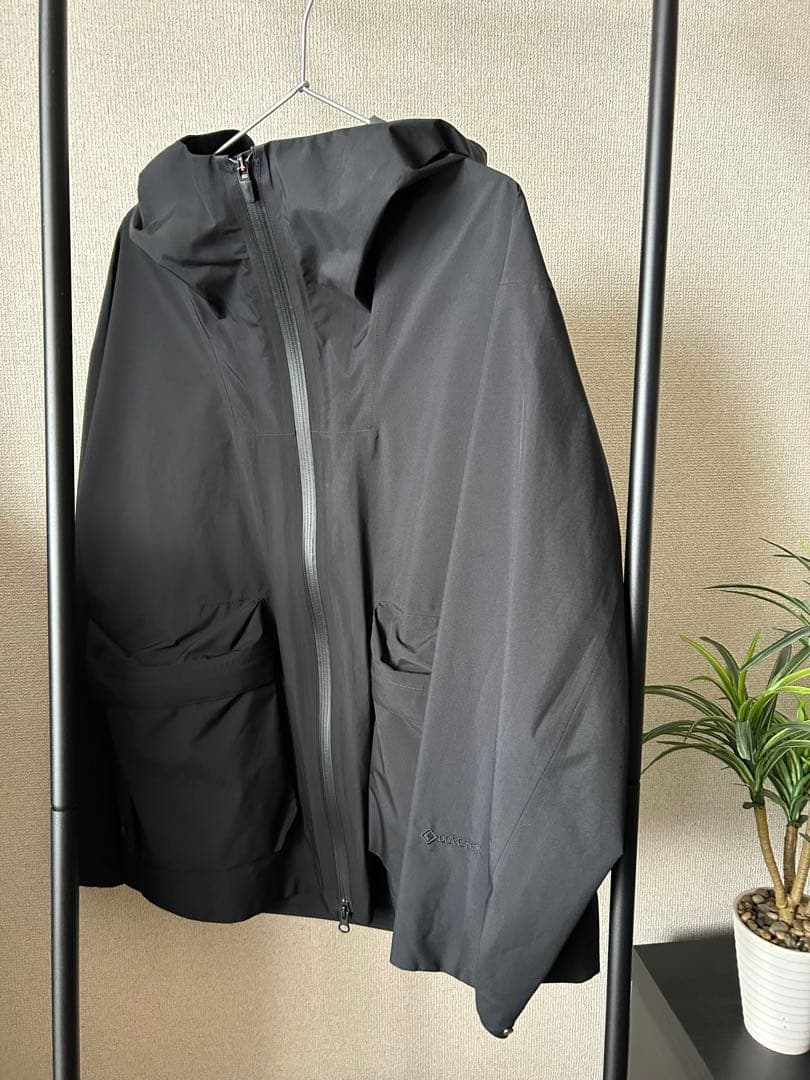 【美品•別注】DESCENTE×TOMORROWLAND ゴアテックスブルゾン
