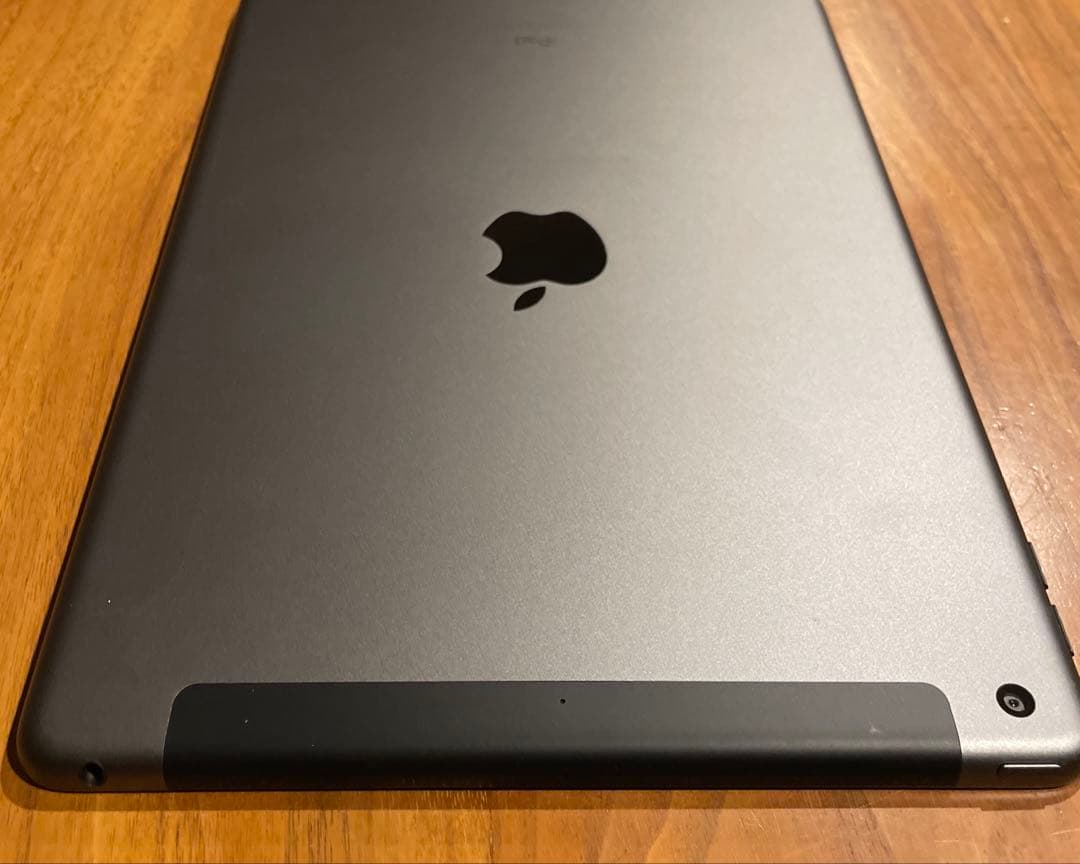 良品　iPad 第7世代 32GB iPad本体　電池容量93%