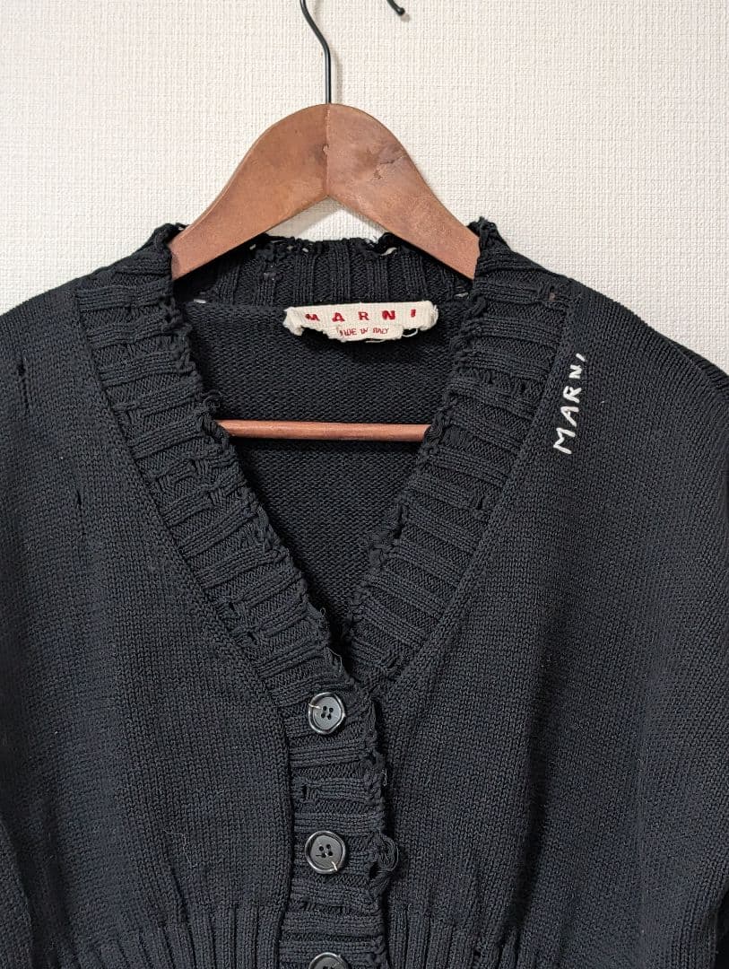 美品　MARNI マルニ カーディガン クロップド丈 刺繍ロゴ ダメージ加工