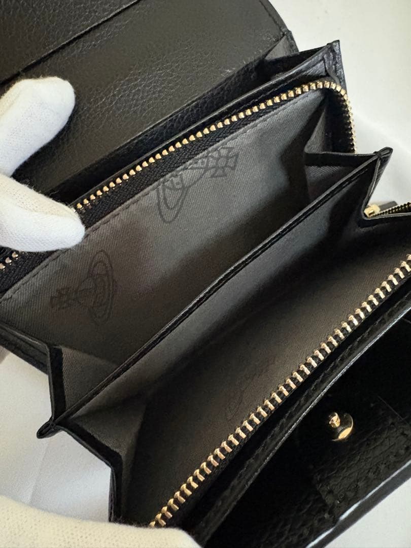【極美品】Vivienne Westwood ブラック三つ折り財布ブラック箱付き