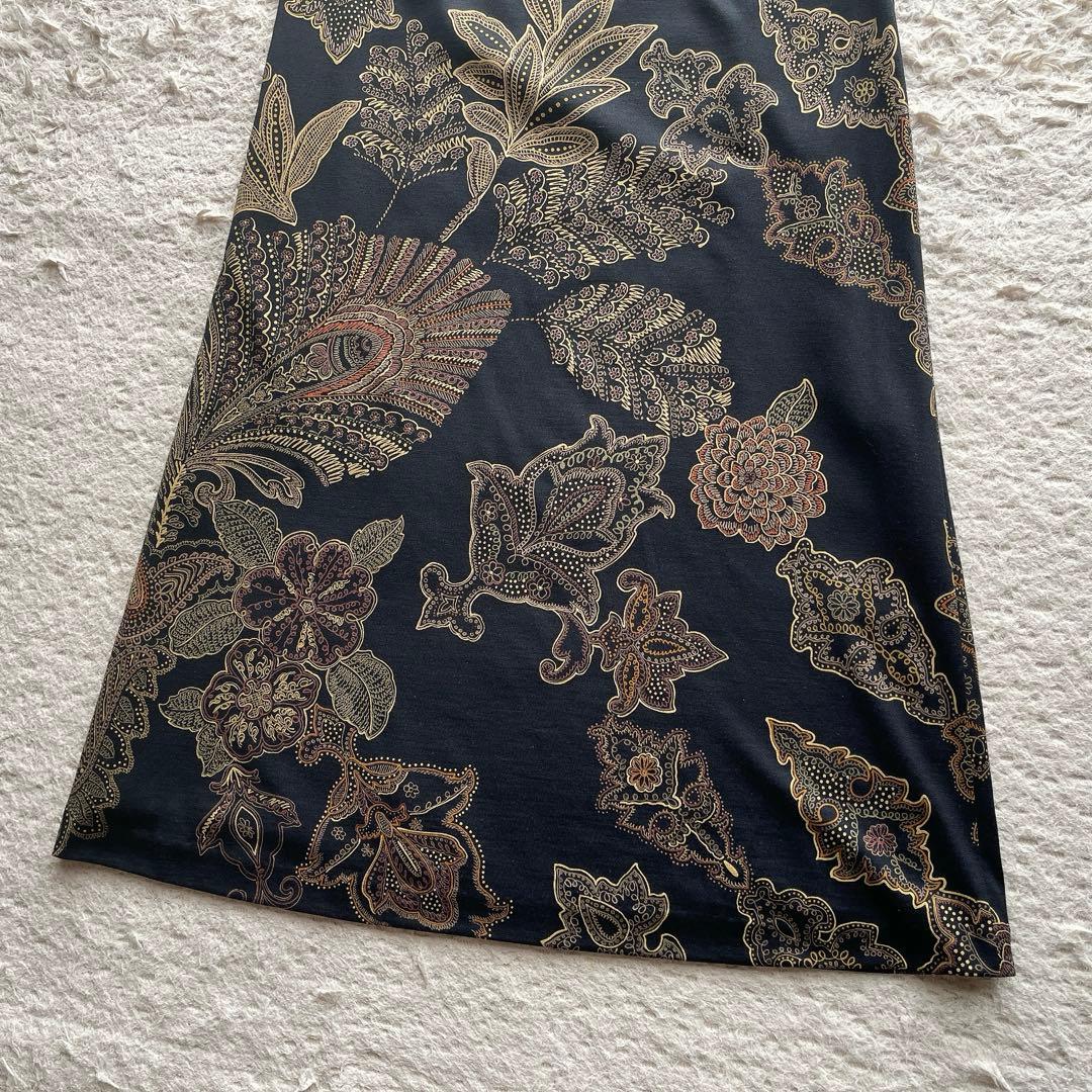 【美品】レオナール ロングスカート 総柄 花柄 ペイズリー シルク混 黒 M