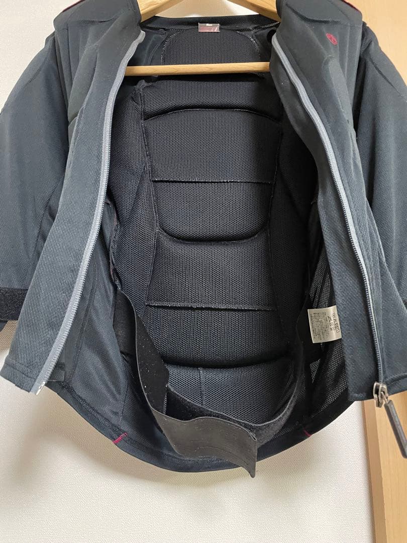 north peak ボディプロテクター　レディース