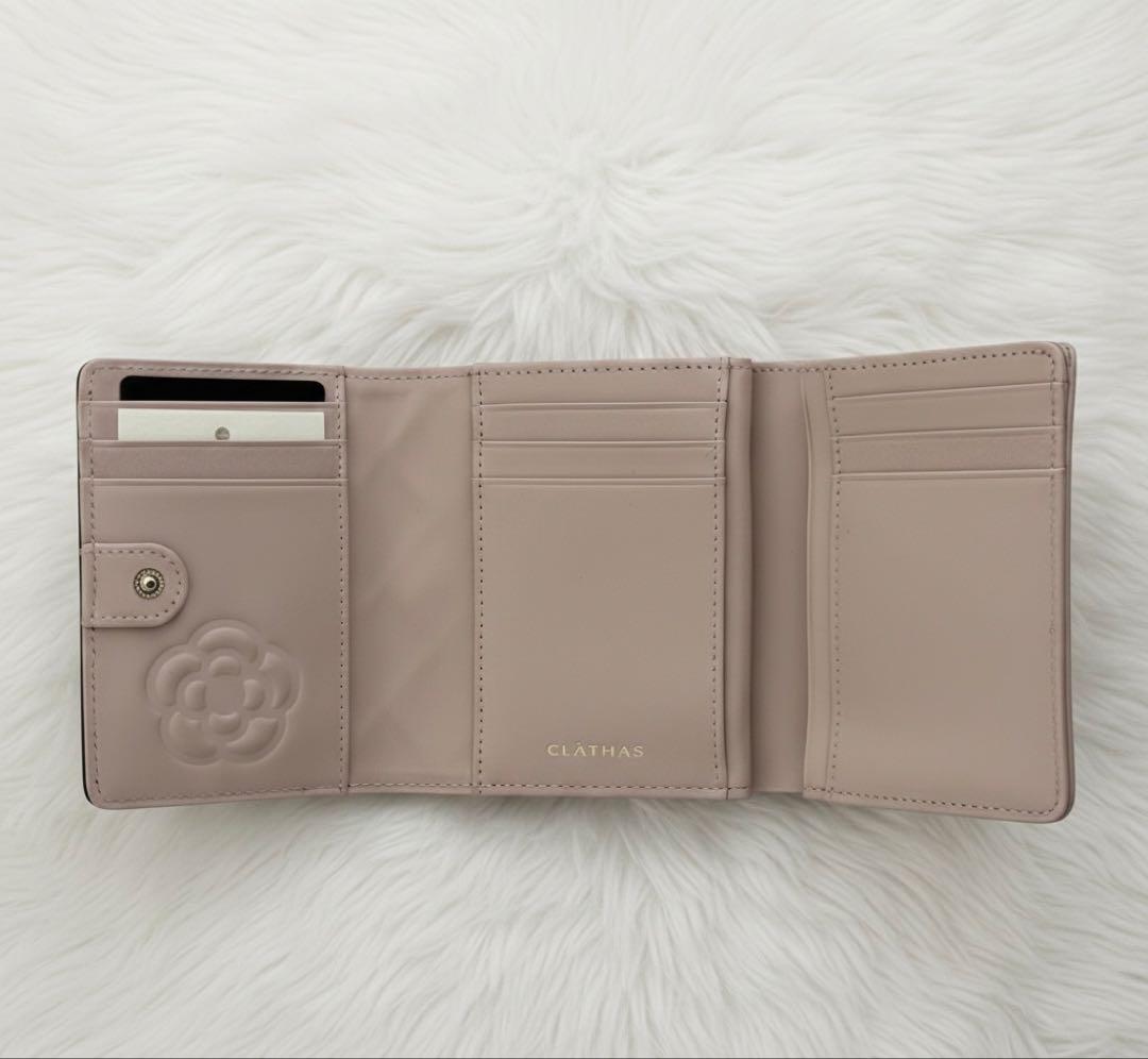 【新品未使用】クレイサス CLATHAS 折り財布 カメリア パッチワーク