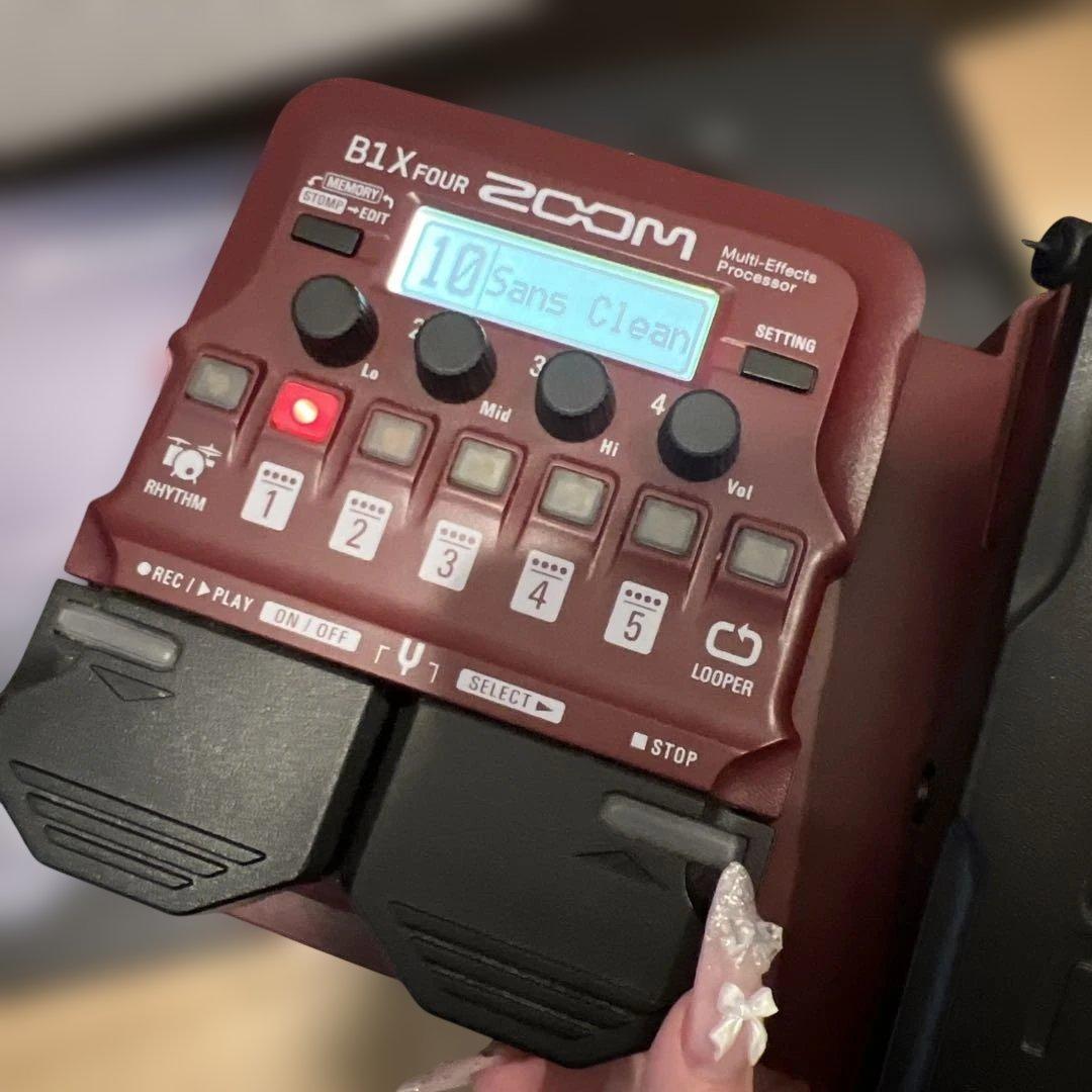 お*き様 ZOOM B1X FOUR マルチエフェクトプロセッサー