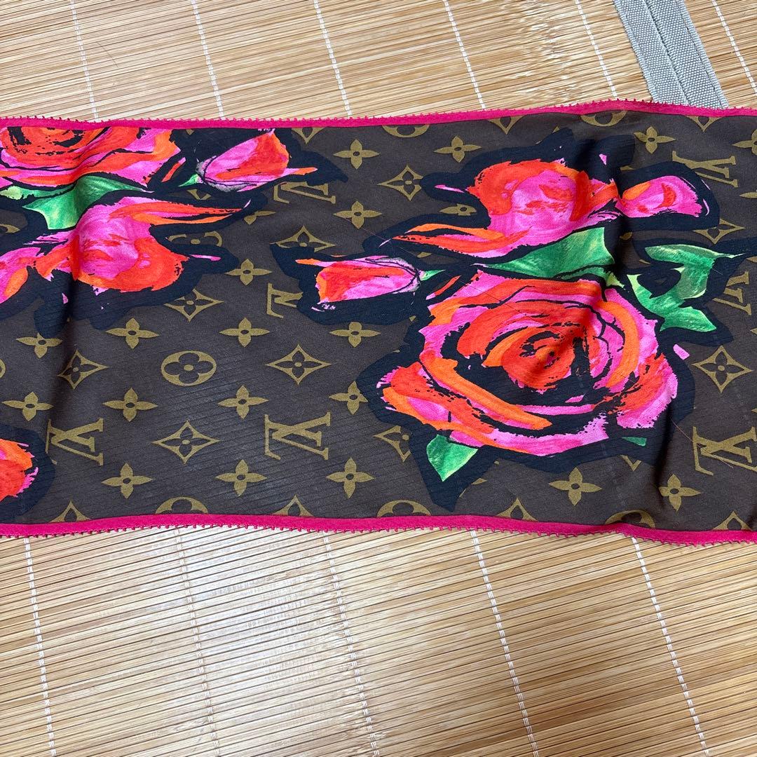 LOUIS VUITTON ルイヴィトン　薔薇柄　ストール　スカーフ
