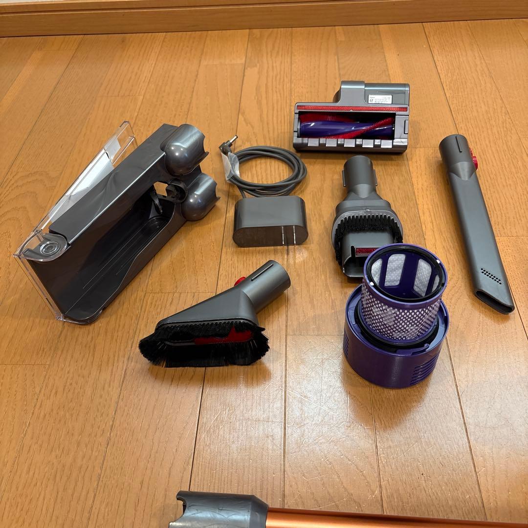 ダイソン　V10 SV12美品　分解洗浄除菌整備済み　④
