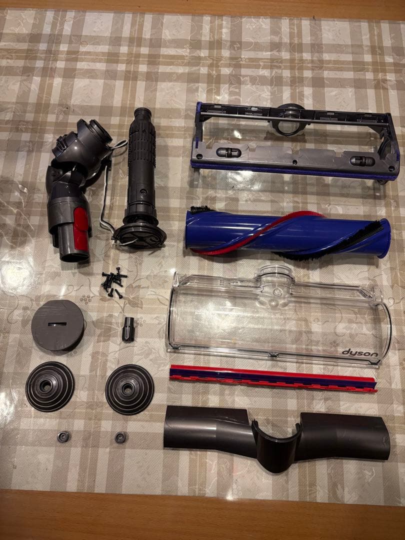ダイソン　V10 SV12美品　分解洗浄除菌整備済み　④