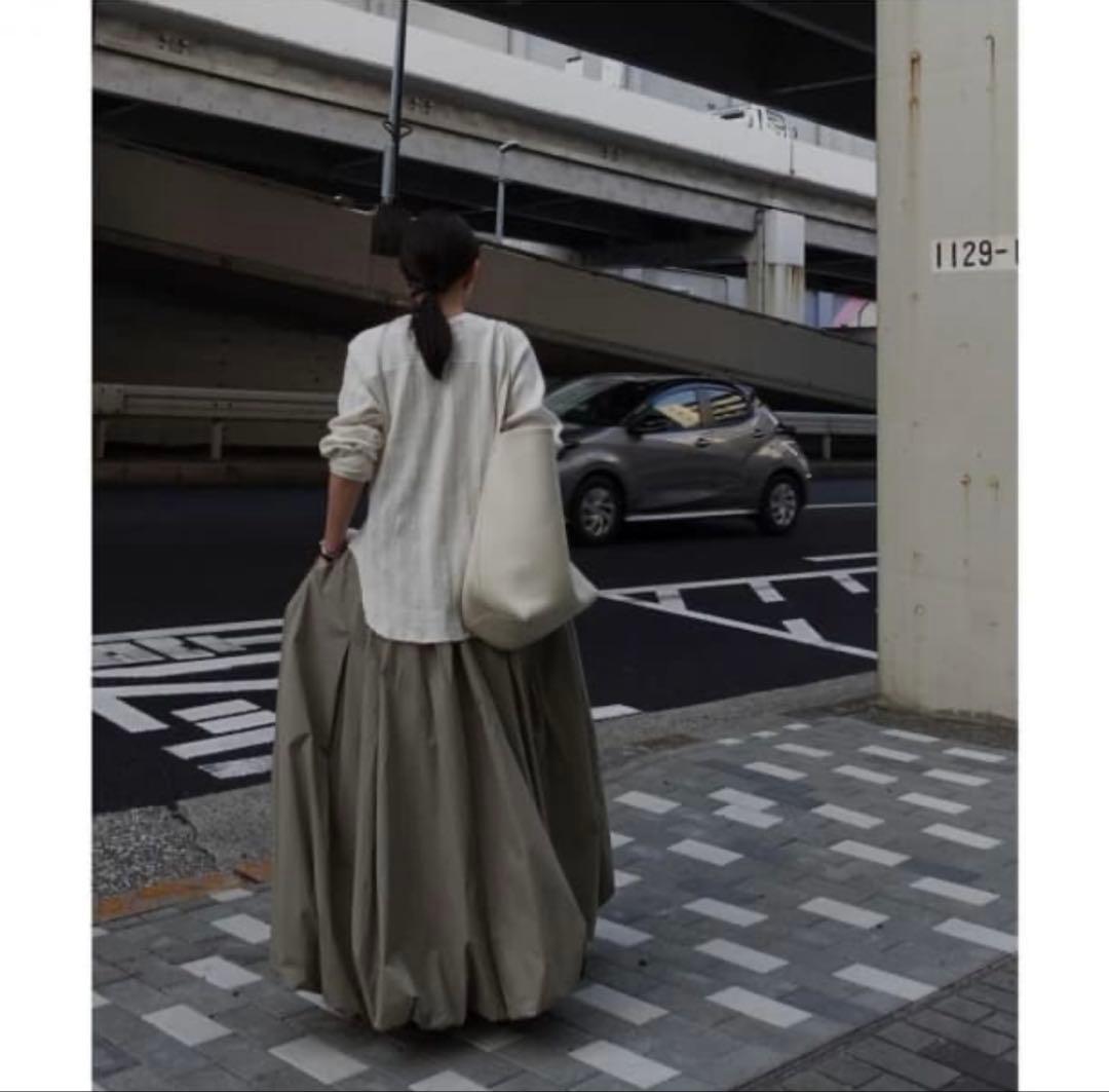 ナイロンバルーンボリュームスカート　限定　etretokyo