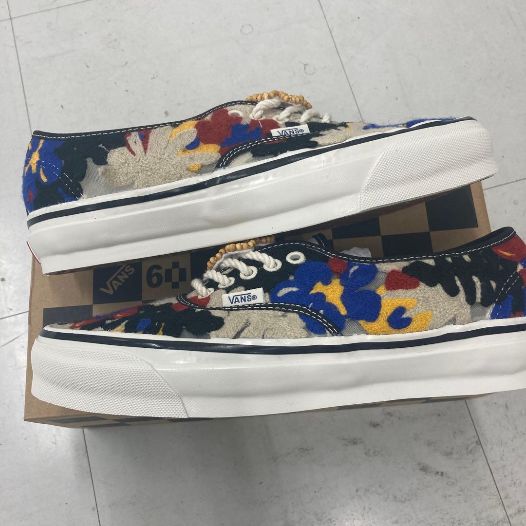 靴 8.5 vans PREMIUM AUTHENTIC 44 NEEDLEWORK