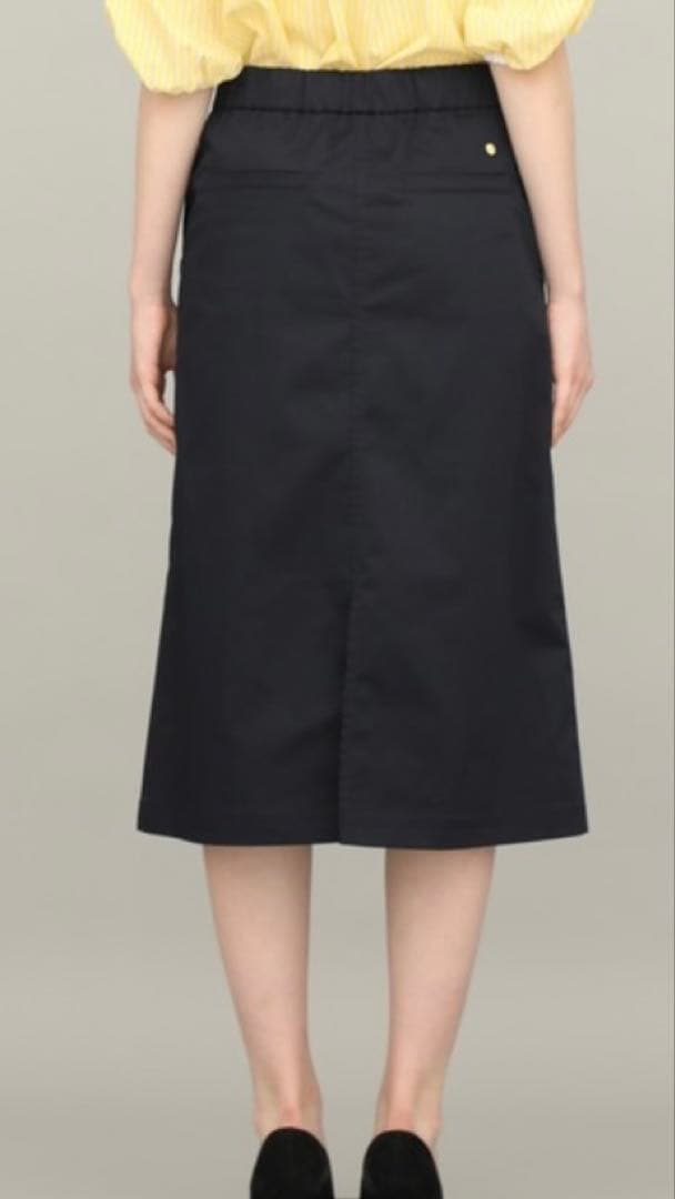 美品　ミュベール muveil パールチノスカート　パールボタン　ネイビー　36