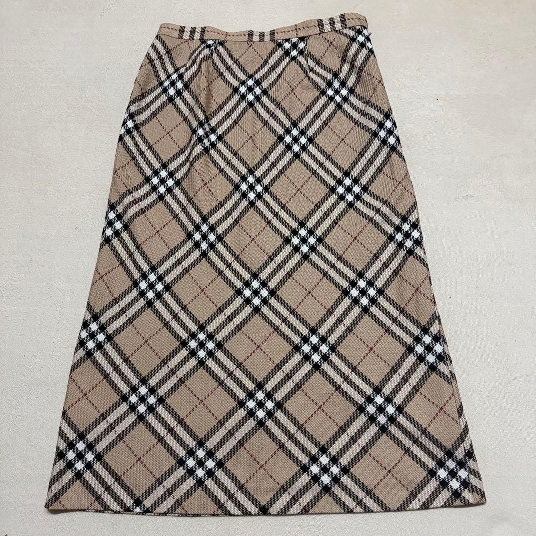 Burberry Londonノバチェック　ロングスカート 大きい15ABR