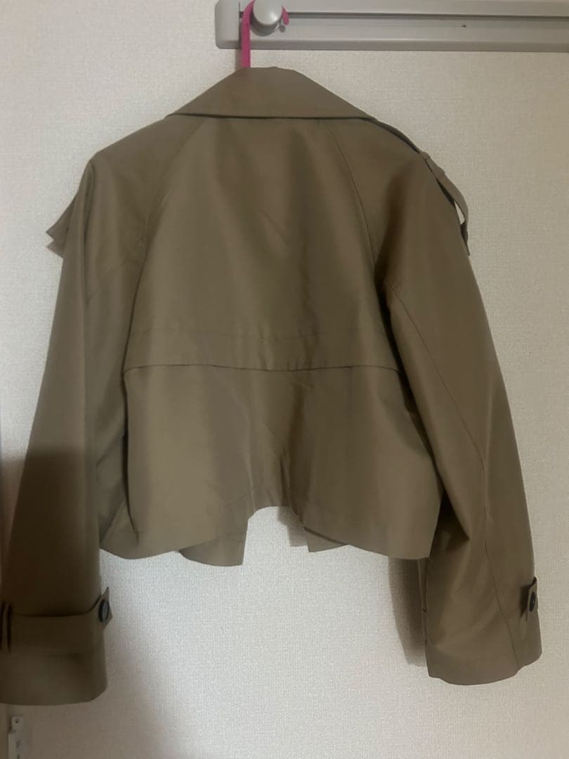 ZARA ショートダブルブレストトレンチコート ベージュ Lサイズ