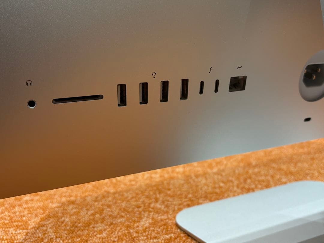 Apple iMac 21.5インチ 2019 32GB/1TB