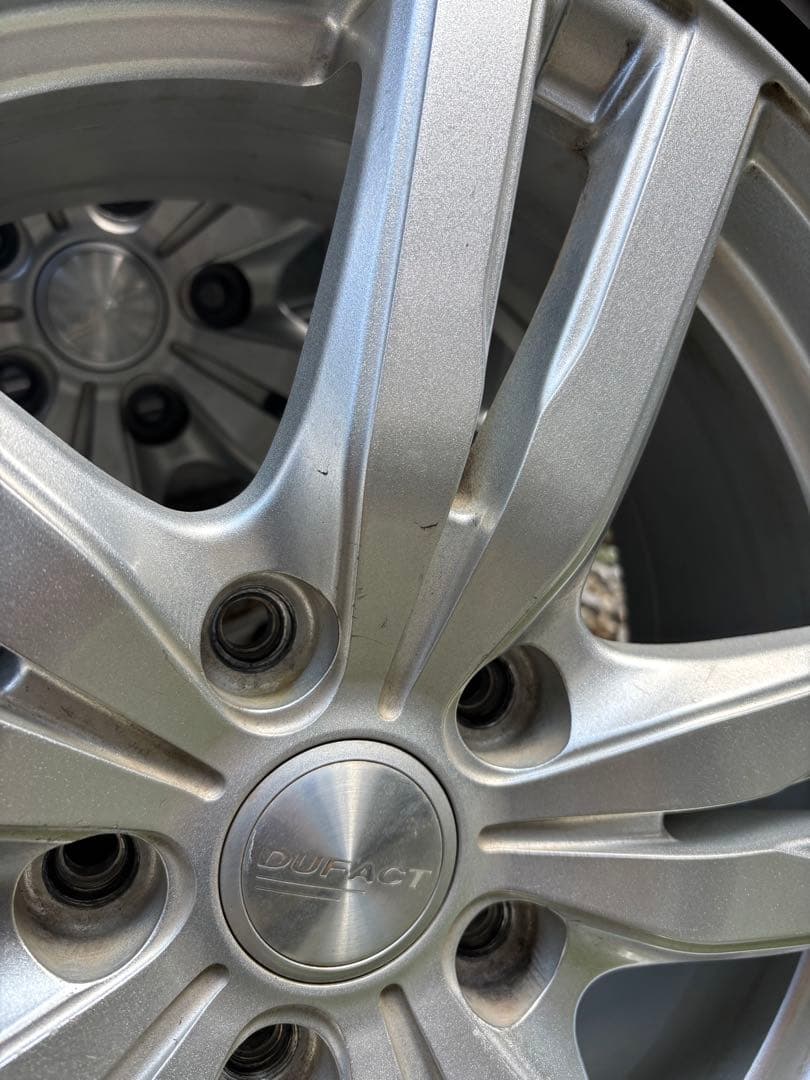 215/55R17 スタッドレスタイヤホイールセット ヒビ有