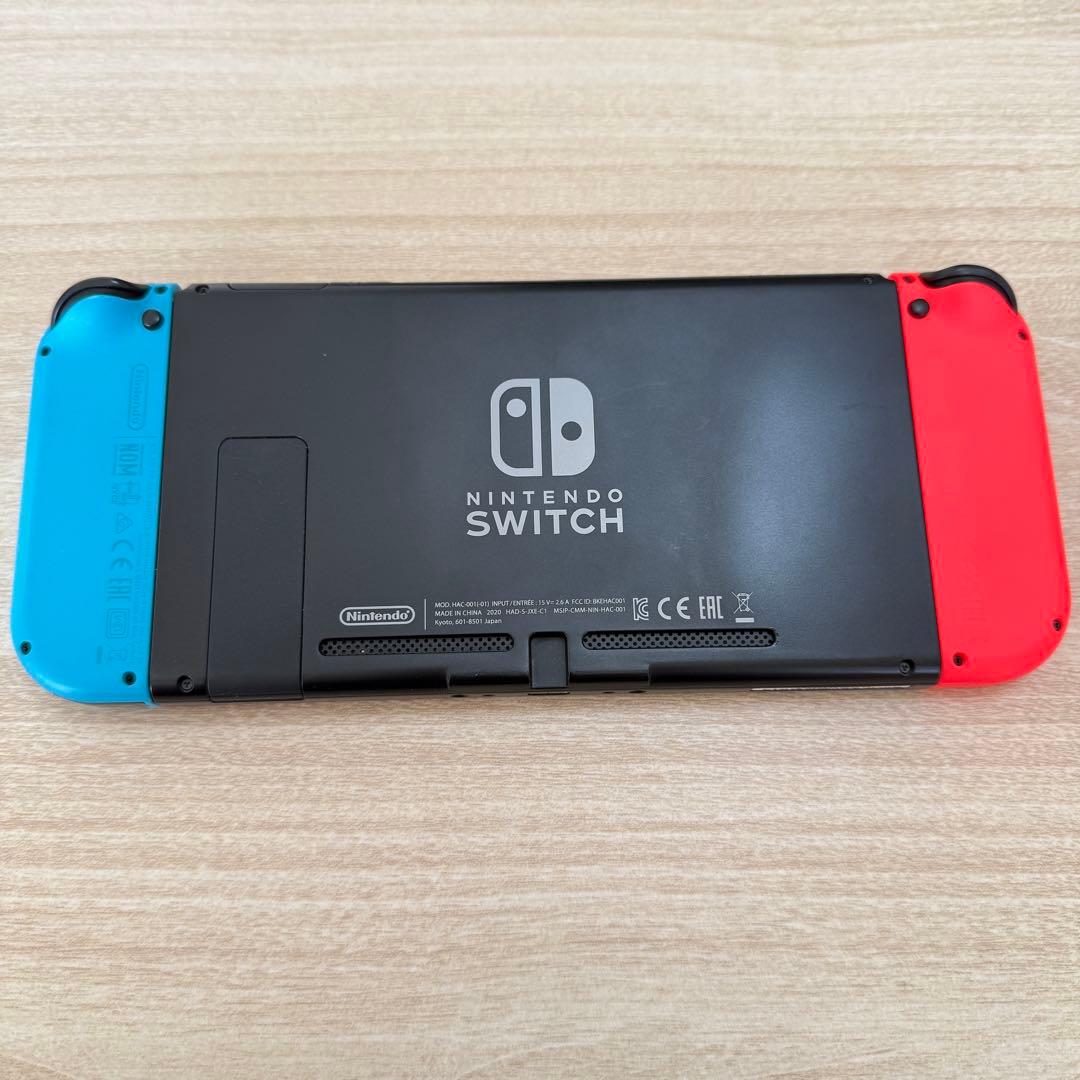 美品　Nintendo Switch 本体 ポーチ付き 箱無し