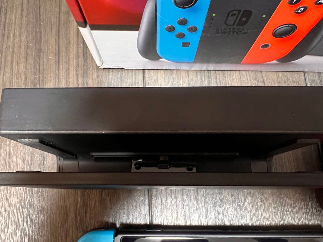 【付属品完備】Nintendo Switch ネオンブルー/ ネオンレッド