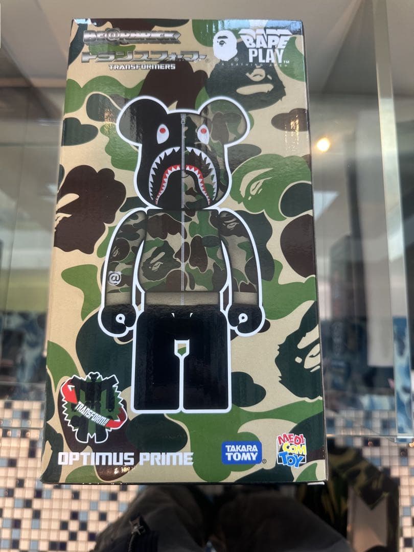 BAPE® X TRANSFORMERS X BE@RBRICK CAMO