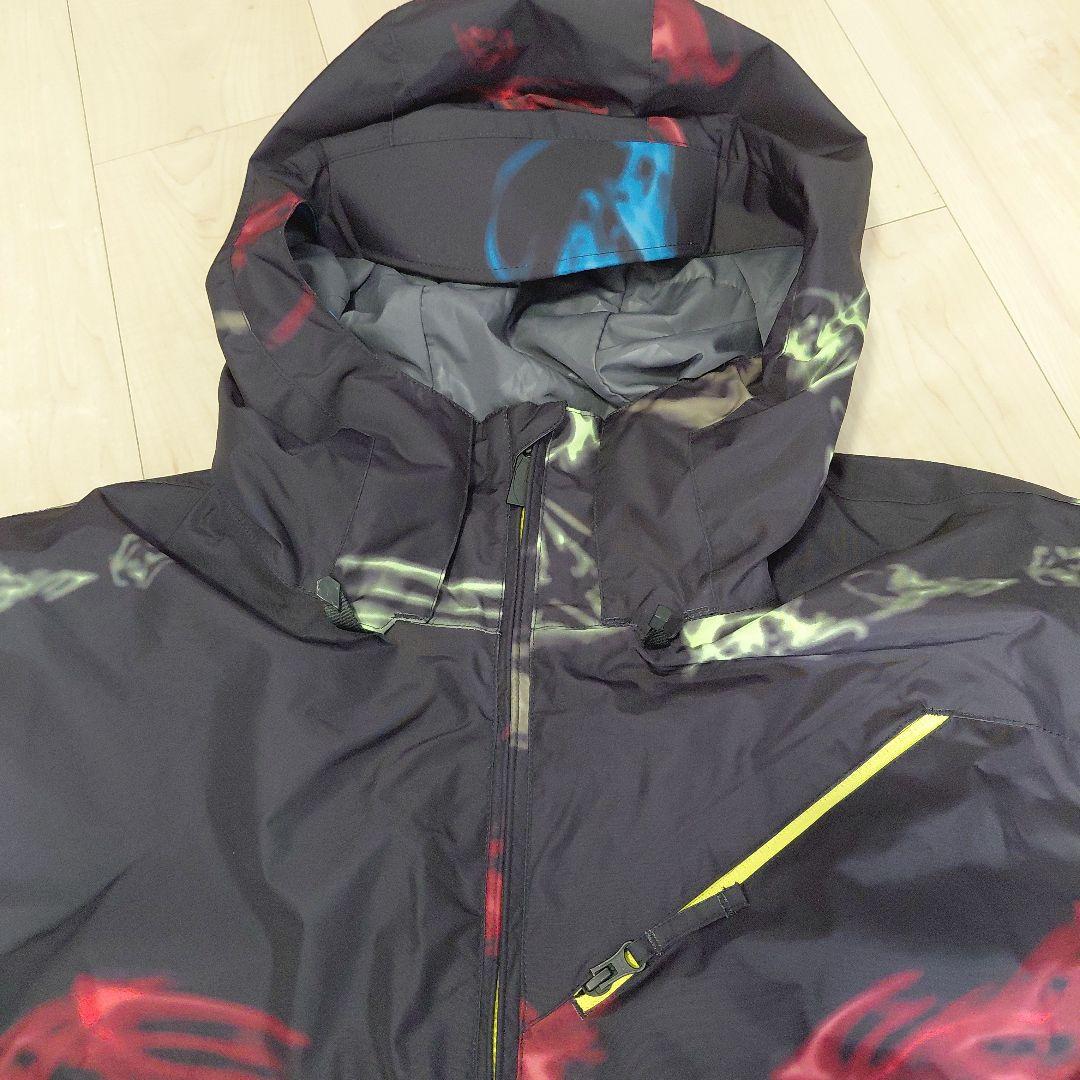 VOLCOM フード付きスノーボードウェア