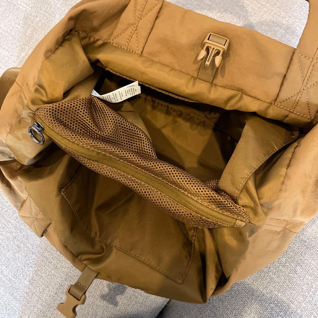 [美品]lululemon On My Level Bag19L ルルレモン
