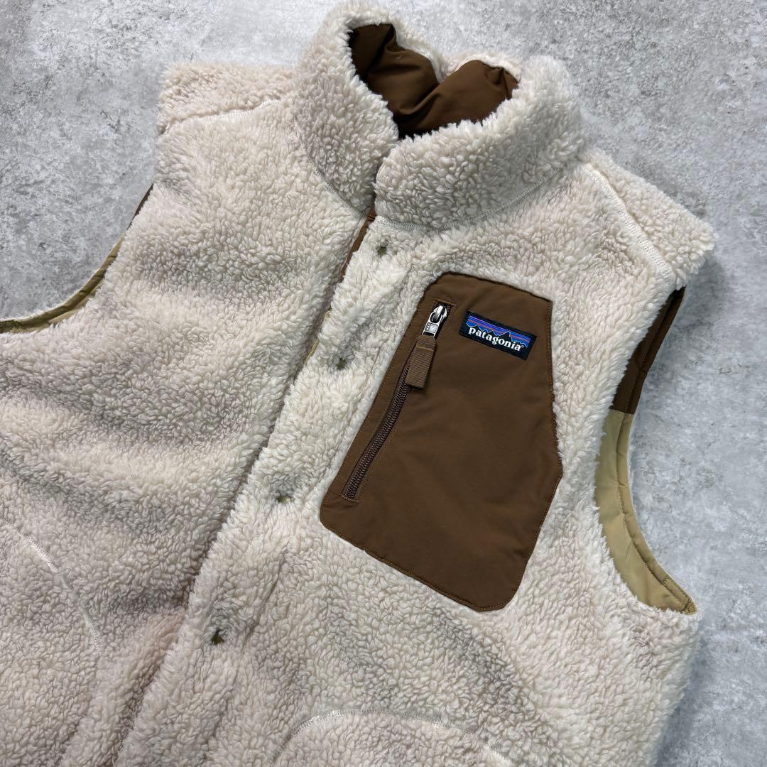 patagonia パタゴニア【M】リバーシブル ビビー ダウンベスト ボア