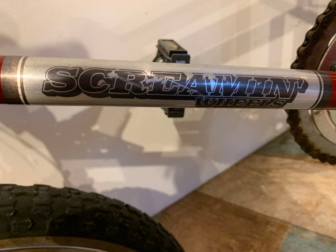 SCREAMIN' WHEELS BMX バイクビーチクルーザー　20インチ