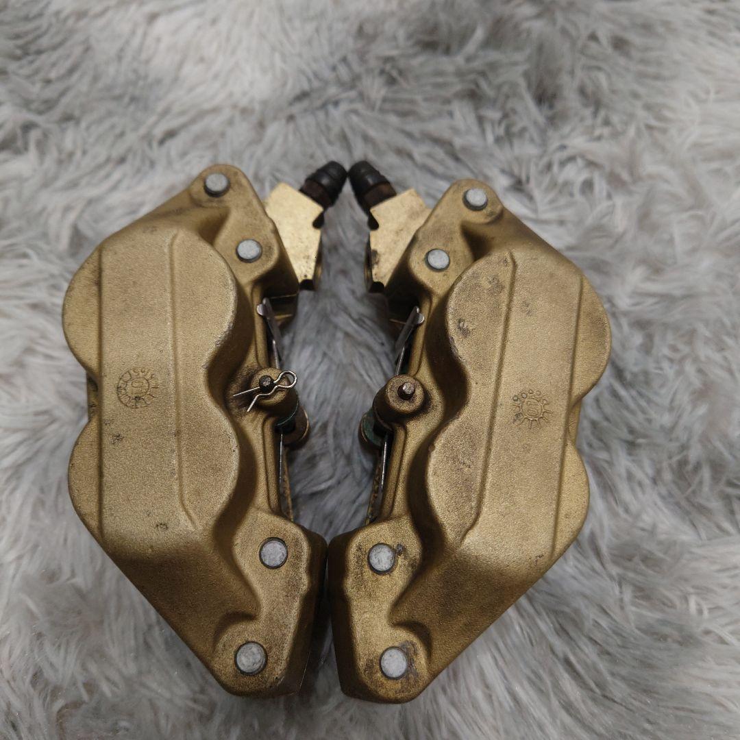 ブレンボ　ゼファー　1100 40mm ピッチ