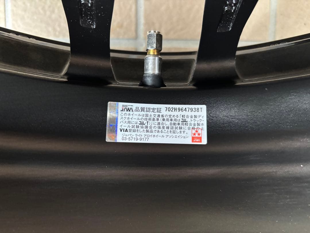 新品 ブリヂストン ブリザック VRX3スタッドレス195/65R15 91Q