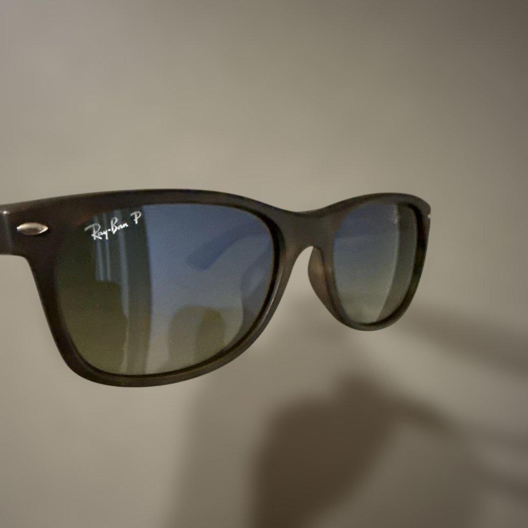 小物 Ray-Ban RB2132F New Wayfarer 894/76