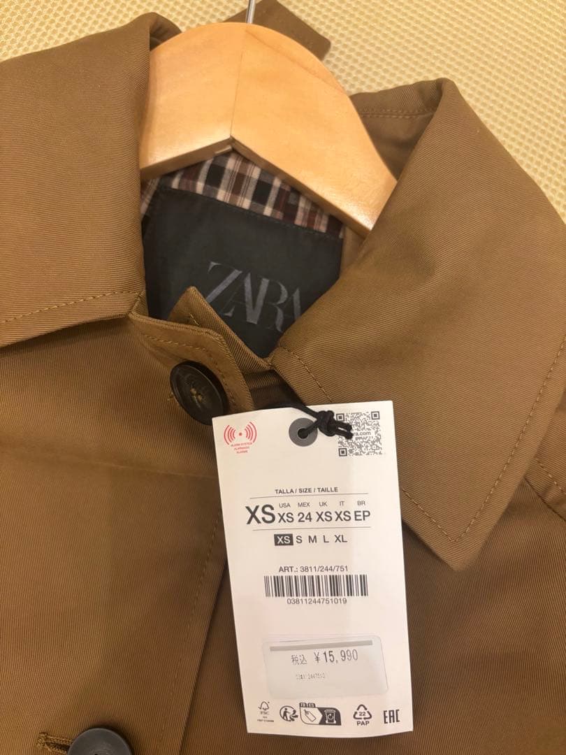 新品タグ付ZARA コート　茶