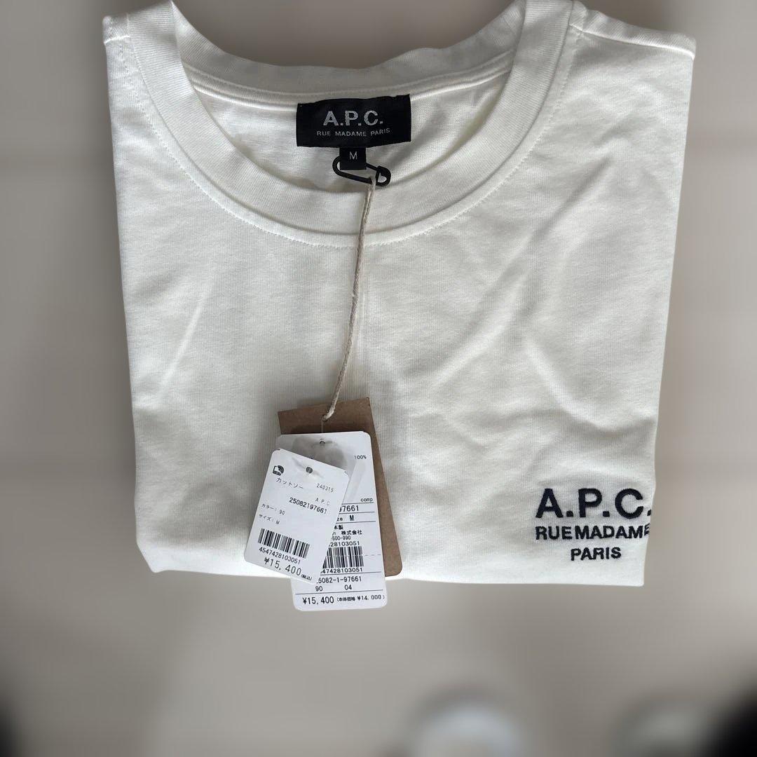 A.P.CロゴTシャツ