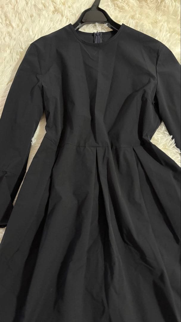 美品☆Ballsey ストレッチタフタ ボックスタックワンピース　ネイビー　34