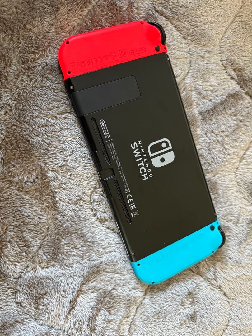 Nintendo Switch 本体 青/赤 カスタムボタン