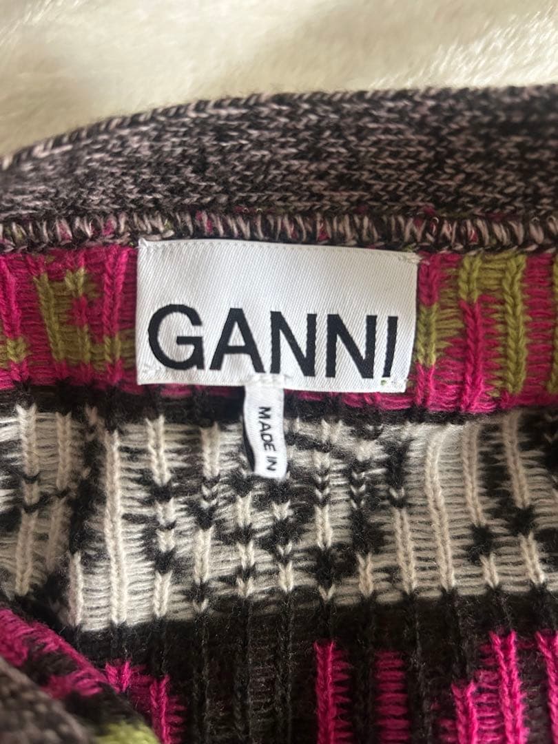 GANNI ロゴニットカーディガン