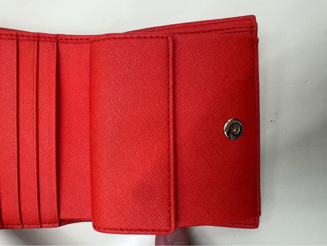Vivienne Westwood（ヴィヴィアンウエストウッド）折り財布　レッド