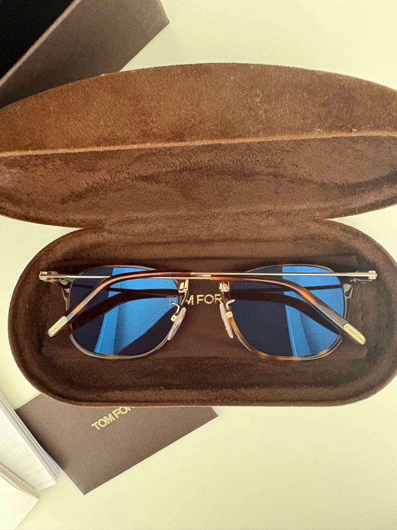 TOM FORD サングラス ブラウンフレーム