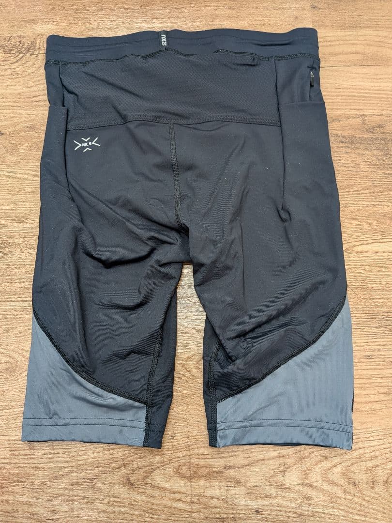 2XU ライトスピードリアクトコンプレッションショート　S　新品