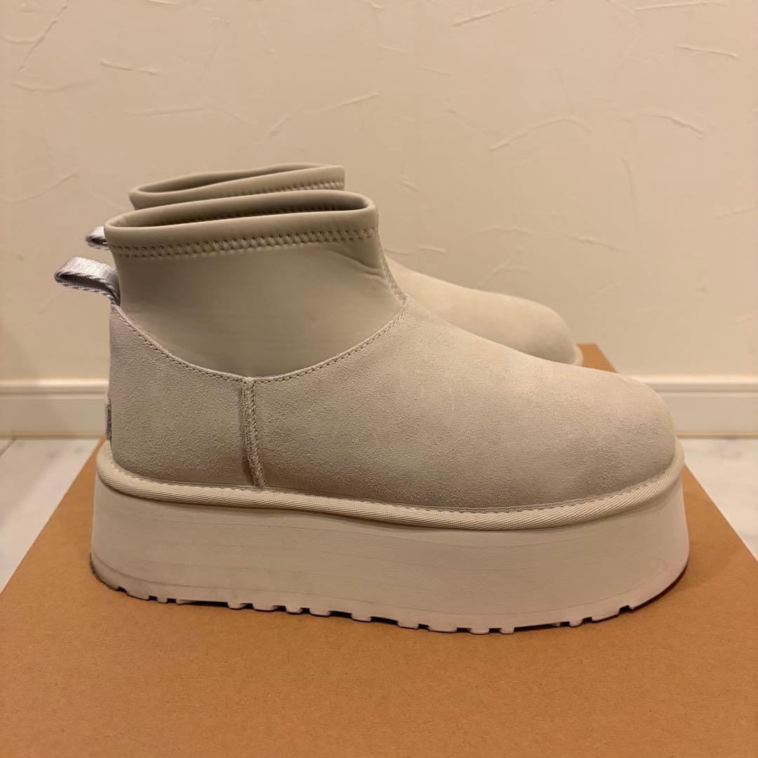靴 UGG W CLASSIC MINI DIPPER PUFFER