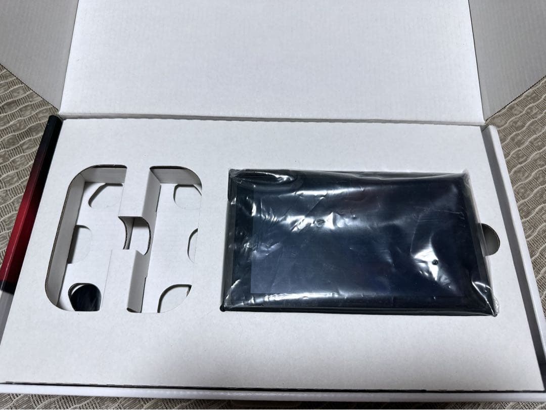 ニンテンドースイッチ　本体　SDカードセット(Joy-Con欠品)