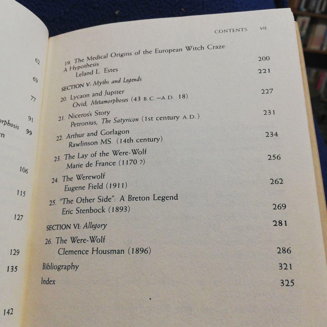 洋書 A Lycanthropy Reader:Werewolves by Otten