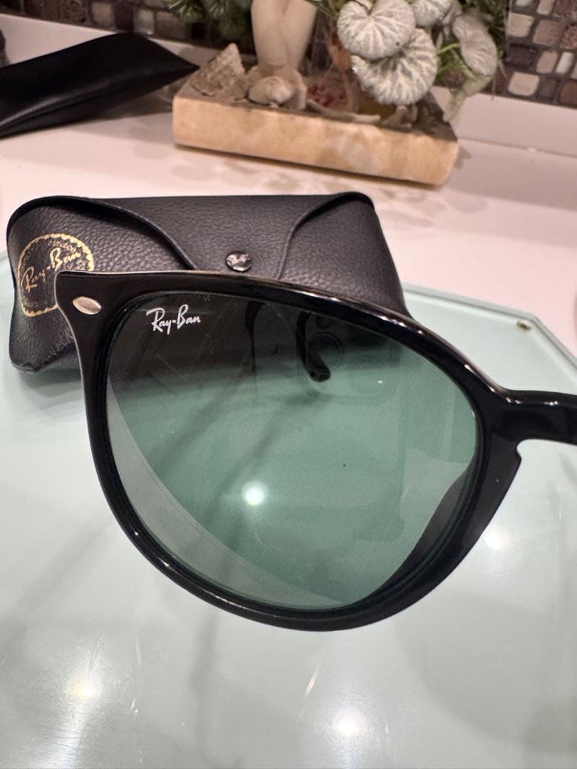 Ray-Ban ブラック サングラス ケース付き RB4259-F