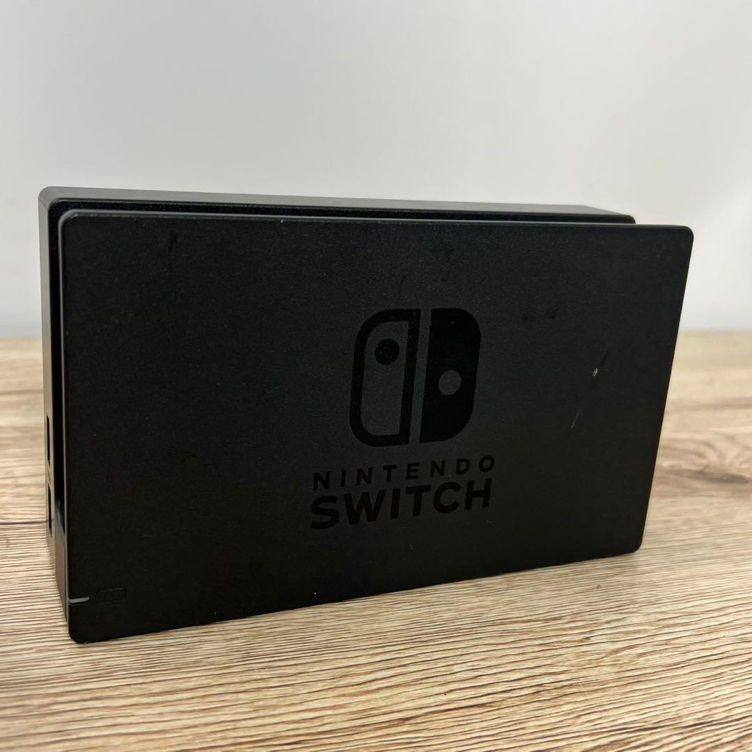Nintendo Switch 本体 コントローラー 付属品 ケース D104