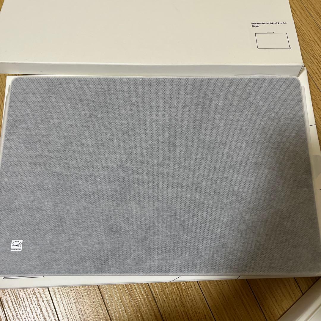 Wacom MovinkPad Pro 14 本体 カバー付き