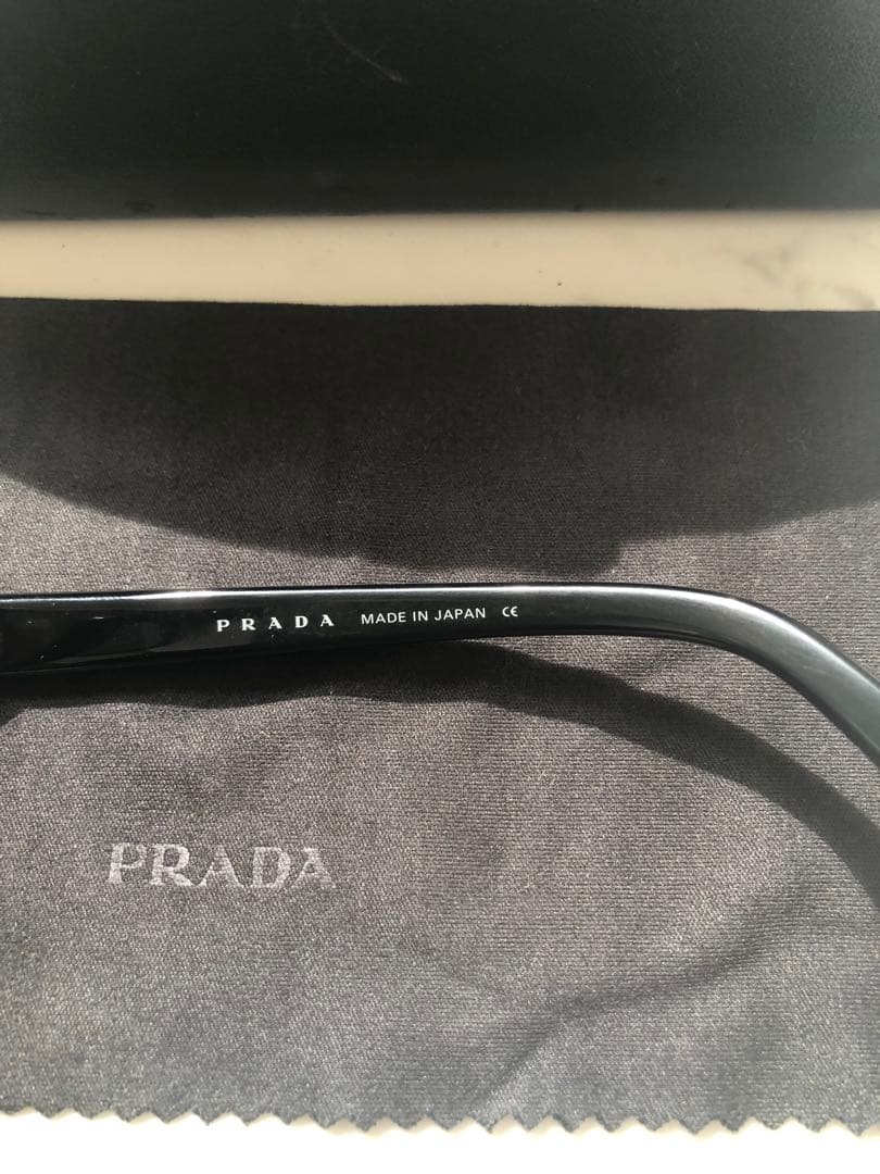 PRADA サングラス 日本製　プラダ